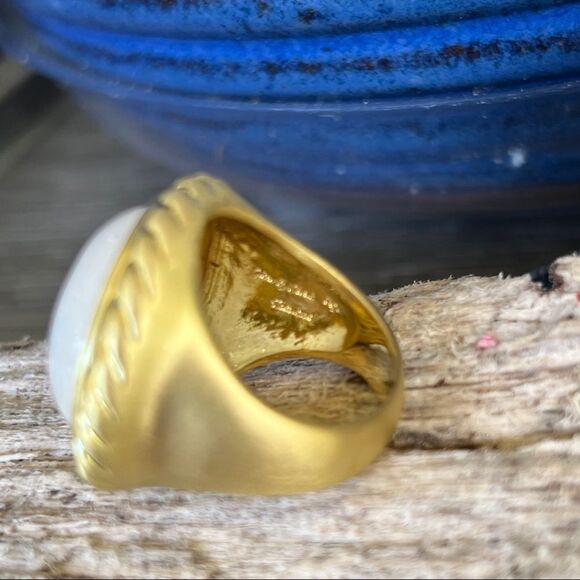 Dolomite 18k Button Sheila Fajl GLOW Masterpiece Statement Cocktail Ring - Picture 11 of 14